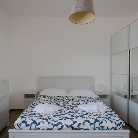 Sunrise Waterfront - Central Apartment With Sea View Balcony - Μολφέττα Εξωτερικό φωτογραφία